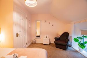 Tropical Vibes in the City of Tribes