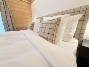 Apartment Athénée 15 by HBV