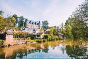 Le Perroquet Bleu
