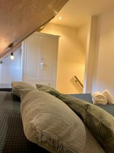 Maisons de vacances Tiny House dans les Bois Une Evasion Cozy pour Deux ! : photos des chambres