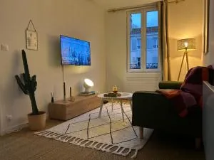 Bel Appartement Duck, Centre, Sèvres - Benet