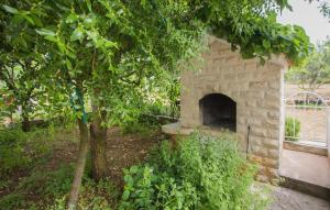 Stunning Apartment In Sibenik With Wifi