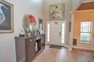 New 5 Star Luxury Home Sleeps 22 Near Airport - فيربورن