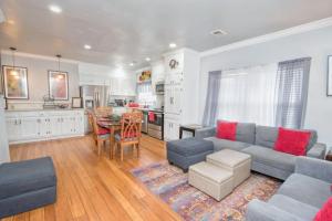 Updated 8BD Home Near the Best of Atlanta