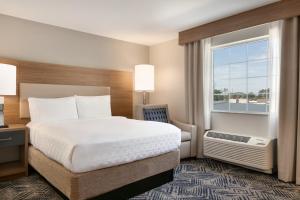 Studio Suite room in Candlewood Suites Nogales an IHG Hotel