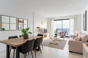 Luxury penthouse with ocean views