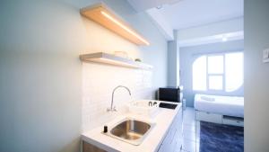 New and Modern Studio at The City Square Apartment By Travelio