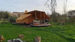 Au Pied Du Trieu, the glamping experience - 克勒伊斯贝尔亨