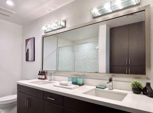 West Hollywood Gem 2-Bedroom Apartment