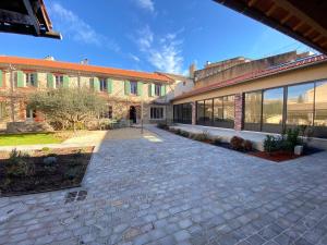 Le grand mas du Couchadou