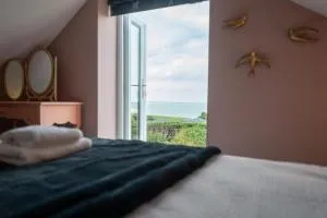 Pet-Friendly & Accessible, SeaViews - SheppeyStays - 惠茨特布尔