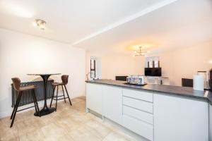Stylish 1 Bedroom Retreat in North London