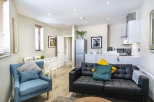 Old Hollywood - 1bd Ap - Gold Short Term Stays - 3hvězdičkové hotely ve městě Belfast