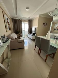 Piscina, Campo, Quadra poliesportiva e Salão festa