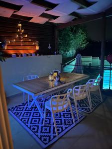 Aegean View Villa, 2-min Drive to Almyrida Beach