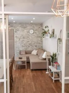 Verrière & parement en centre-ville - Les Forges