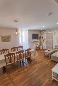 Appartements Verriere & parement en centre-ville : photos des chambres
