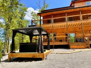 Smoky Best - Mountain Top Hideaway - 小海湾