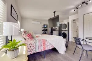 2 Mi to Oasis Golf Club Pet-Friendly Retreat - Moapa Valley