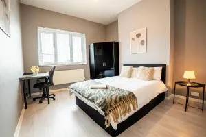 10 mins from Norwood Junction Station- Free On-Street Parking- 2 Bed Apartment - Thornton Heath