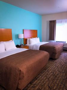 Queen Room with Two Queen Beds - Non-Smoking room in Aspen Hotel