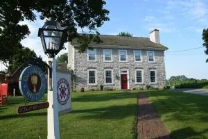 Osceola Mill House Bed and Breakfast - Intercourse