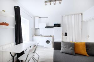 Appartements T2 cosy et moderne proche Confluence : photos des chambres