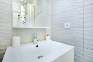 Appartements T2 cosy et moderne proche Confluence : photos des chambres