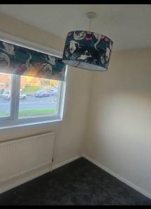 Modern Cozy central beautiful and Stylish 2 bed house with Smart TV Sleeps up to 6