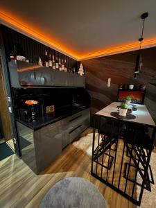 Black Elegant & Spa Kop