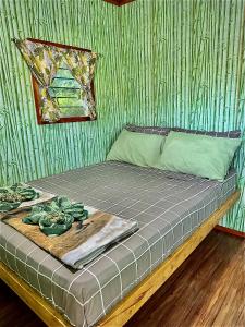 Green Acres Village Cabin Rental with Air conditioner