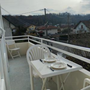 Appartements Appartement verdoyant au bord du lac Leman entre Evian et Thonon dans une Villa : photos des chambres