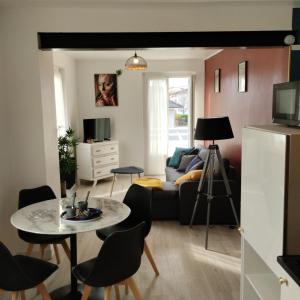 Appartements Appartement verdoyant au bord du lac Leman entre Evian et Thonon dans une Villa : photos des chambres