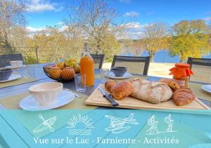 Villas Villa le Menhir 4 Ch au Bord du Lac et Terrasse : Villa