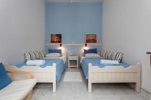 Karavos Apartments and Villa Skopelos Greece