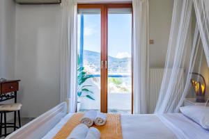 Karavos Apartments and Villa Skopelos Greece