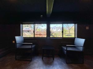 室内サウナ 最大18名 川に面する高級貸切宿 下吉田 月江寺駅徒歩圏内 自転車レンタル及び駐車場3台無料