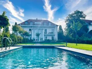 Ferienwohnung Fuerst Malte Loft I Design & Pool Putbus - Lonvitz