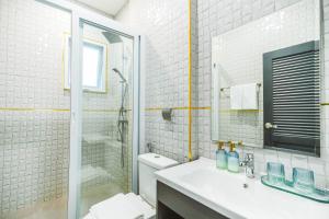 H1市中心稀有的直达私家海滩的现代豪华泳池别墅h