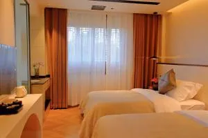 Lijiang Old Town Baye Liangpin Inn - Нінлан