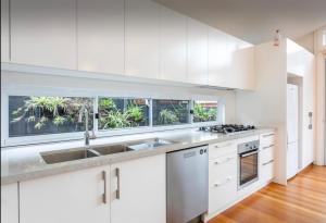 Beach House Close to Manly