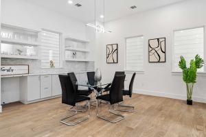 Luxurious 3 Bed3 Bath near Downtown Houston