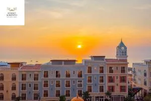 Sunset Sorrento Phu Quoc - Cây Dừa