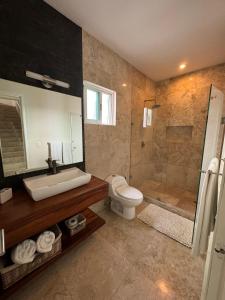 Apartamento moderno y amplio sobre 5ta av