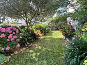 Maisons de vacances Maison familiale proche plage Groix, jardin et garage - FR-1-813-6 : Maison de Vacances