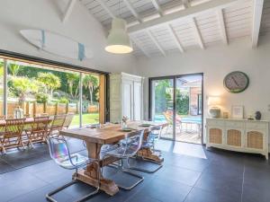 Villas Villa d-exception pour 10 pers avec piscine chauffee et parking prive a Labenne - FR-1-791-28 : photos des chambres