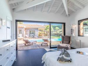 Villas Villa d-exception pour 10 pers avec piscine chauffee et parking prive a Labenne - FR-1-791-28 : photos des chambres