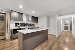 Private Room cbd Airport 20 min