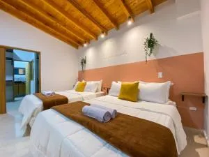 Fraternity Room - a solo una cuadra del parque - San Isidro