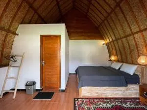 Volcano Cabins - Теякула